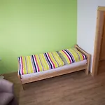 Balonovy A Pivovar מלון Radesin