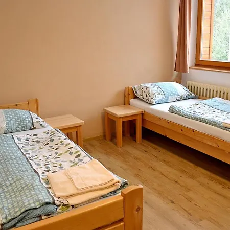 Otel Balonovy A Pivovar Radesin