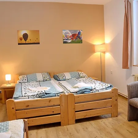 Balonovy A Pivovar Hotel Radesin