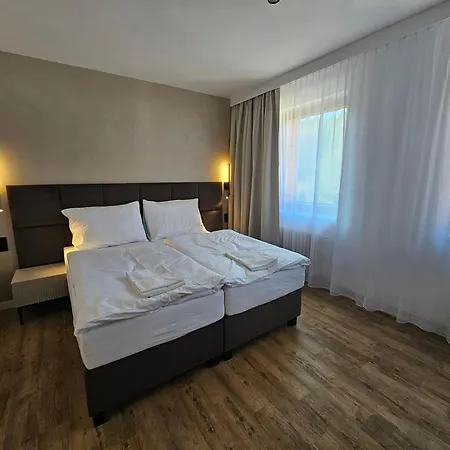 Balonovy A Pivovar 3* Radesin