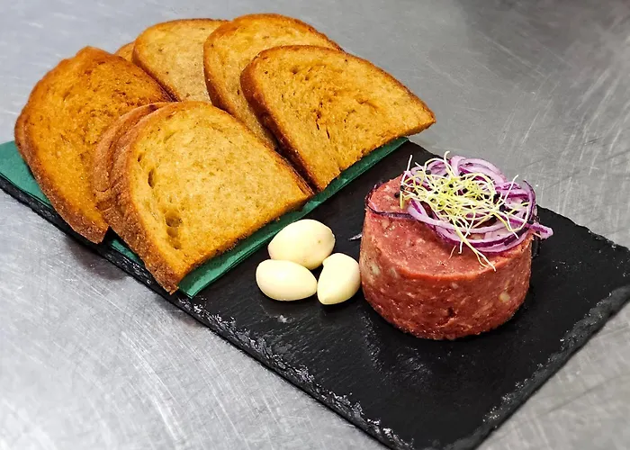 Hotel Balonovy A Pivovar Radesin