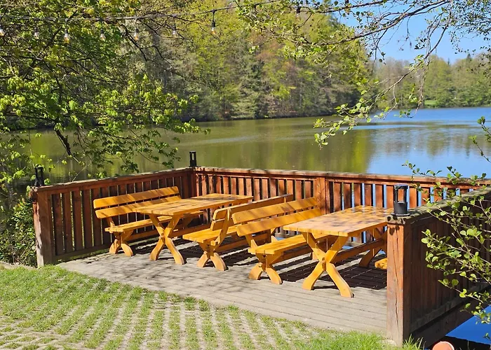 Hotel Balonovy A Pivovar Radesin